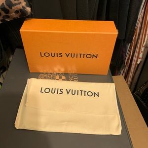 LV box & dust bag!